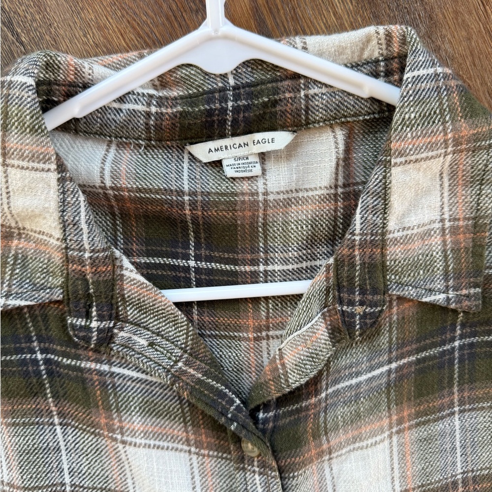 American Eagle Outfitters Green and Brown Plaid Shirt - Picture 2 of 3